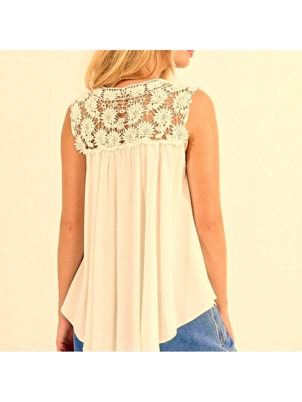 161. Molly Bracken Boho Lace Cream Top. S